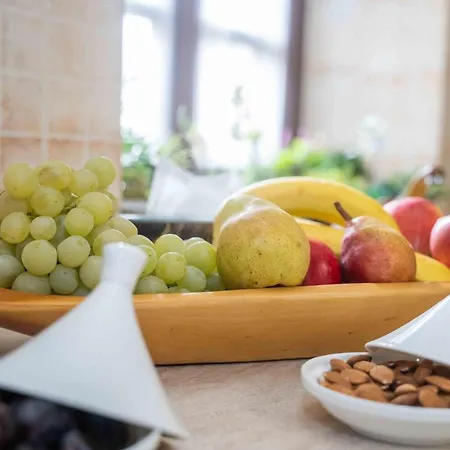 Alloggio per agriturismo Rihane Sinio